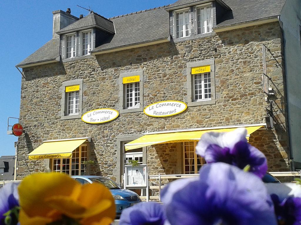 La Gouesnière Hotel Restaurant Du Commerce מראה חיצוני תמונה