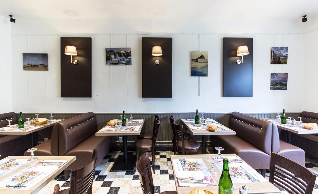 La Gouesnière Hotel Restaurant Du Commerce מראה חיצוני תמונה